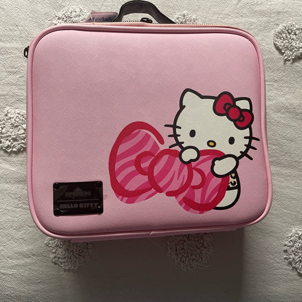 IMPRESSIONS HELLO KITTY COSMETIC STORAGE BAG